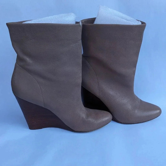 Michael‎ Kors Tan Leather Stylish Wedge Booties Size 8.5M - Picture 1 of 13